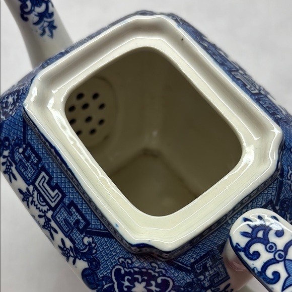 Vintage Moriyama Blue Willow Tea Pot - Picture 7 of 10